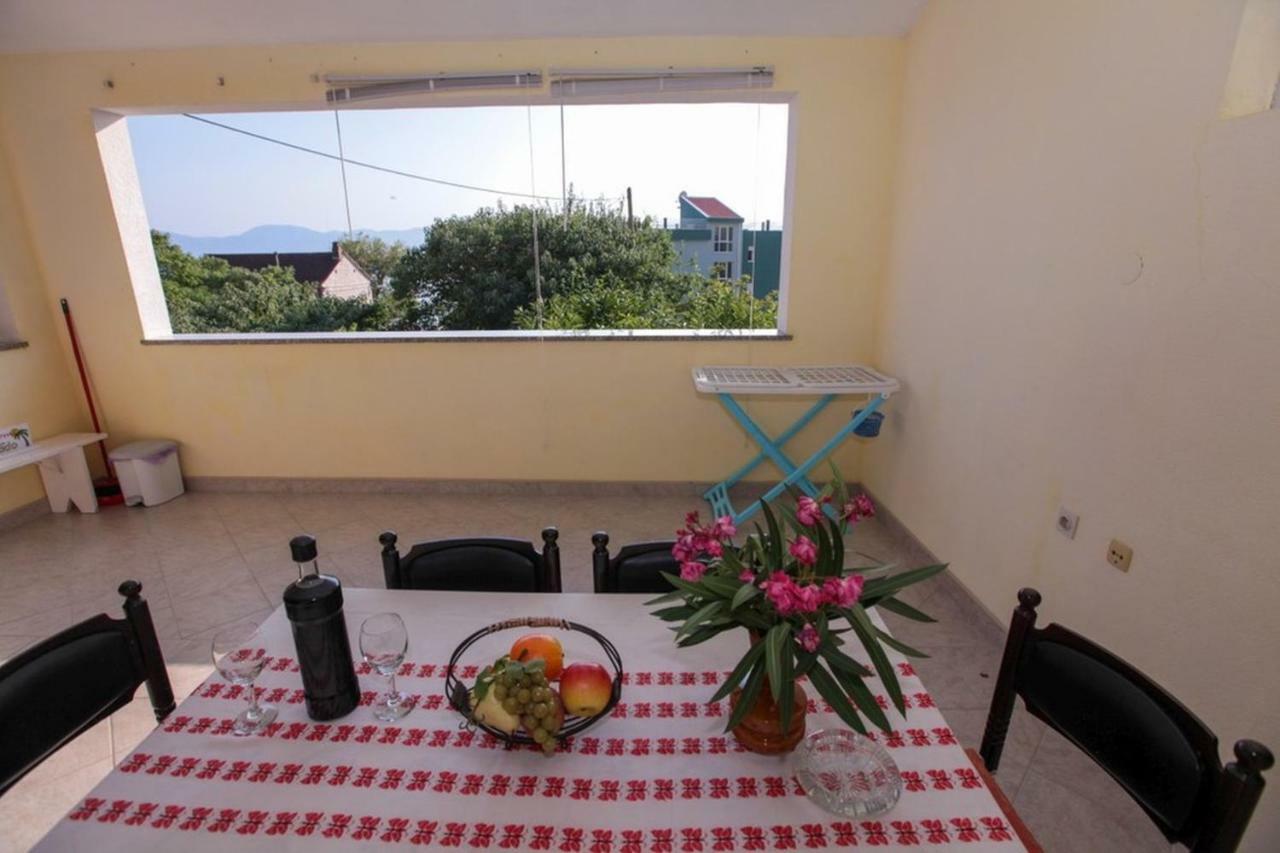 Apartments Damjan Brist Exterior foto